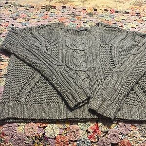 VINCE Hand Knit 🧶 Cableknit Sweater